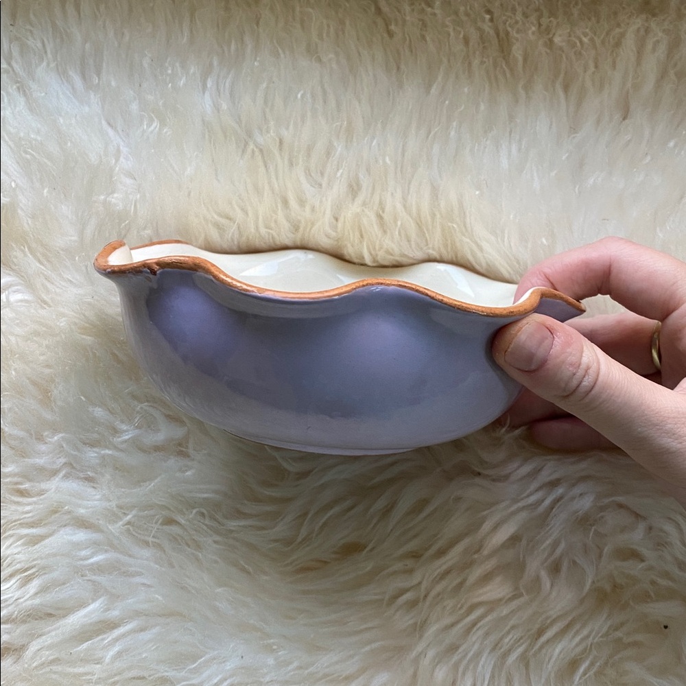 Made in Italy Scalloped Bowl
